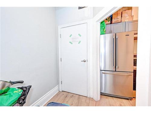 15 Ainslie Street N, Cambridge, ON 