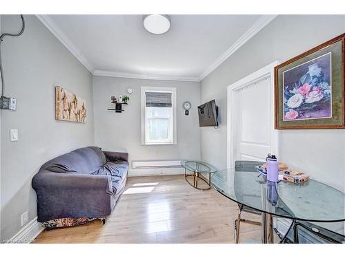 15 Ainslie Street N, Cambridge, ON 