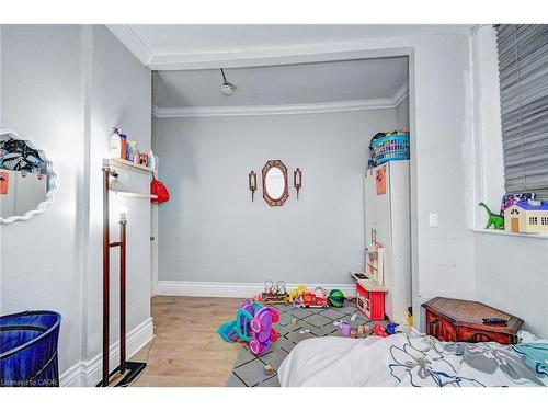 15 Ainslie Street N, Cambridge, ON 