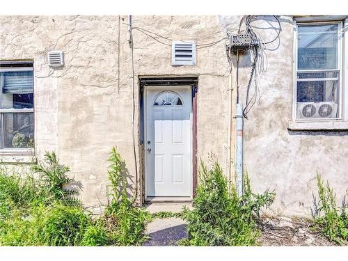 15 Ainslie Street N, Cambridge, ON 