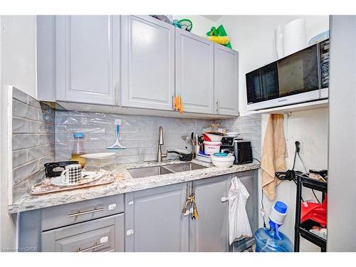 15 Ainslie Street N, Cambridge, ON 