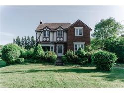 356 King Street E Stoney Creek, ON L8G 1M4