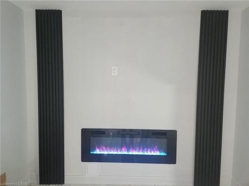 5349 Tenth Line W, Mississauga, ON - Indoor Photo Showing Other Room