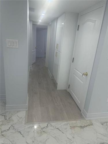 5349 Tenth Line W, Mississauga, ON - Indoor Photo Showing Other Room