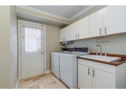 2161 Grenville Drive, Oakville, ON - Indoor Photo Showing Laundry Room
