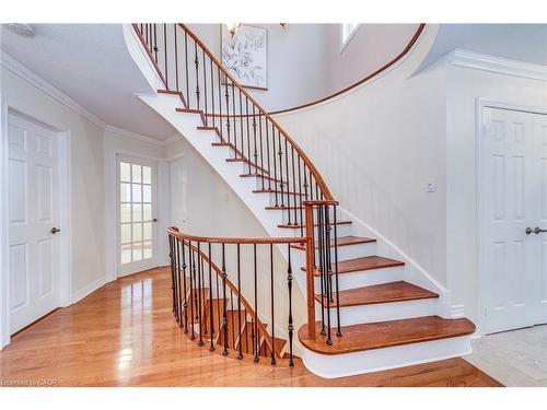 2161 Grenville Drive, Oakville, ON - Indoor Photo Showing Other Room