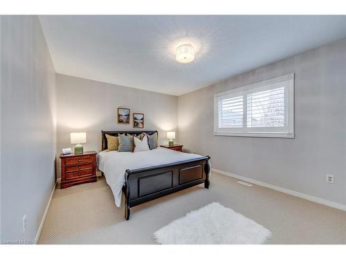2161 Grenville Drive, Oakville, ON - Indoor Photo Showing Bedroom