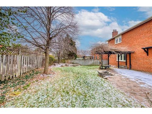 2161 Grenville Drive, Oakville, ON - Outdoor