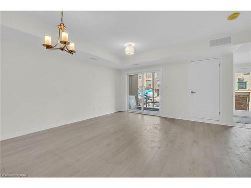 C017-10 Urbane Boulevard, Kitchener, ON - Indoor