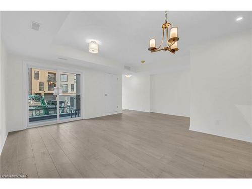 C017-10 Urbane Boulevard, Kitchener, ON - Indoor