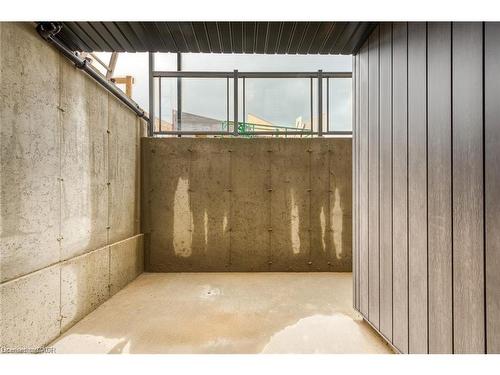 C017-10 Urbane Boulevard, Kitchener, ON -  Photo Showing Other Room