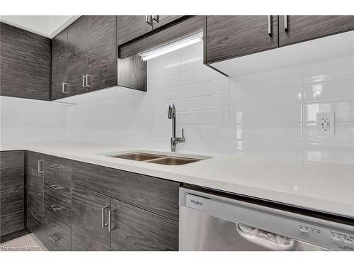 C017-10 Urbane Boulevard, Kitchener, ON - Indoor Photo Showing Kitchen With Double Sink With Upgraded Kitchen