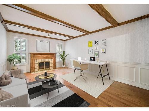 5-405 Glasgow Street, Kitchener, ON - Indoor With Fireplace