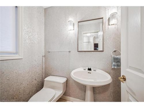 5-405 Glasgow Street, Kitchener, ON - Indoor Photo Showing Bathroom