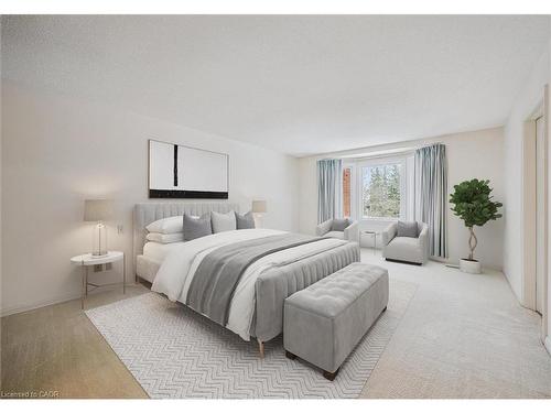 5-405 Glasgow Street, Kitchener, ON - Indoor Photo Showing Bedroom