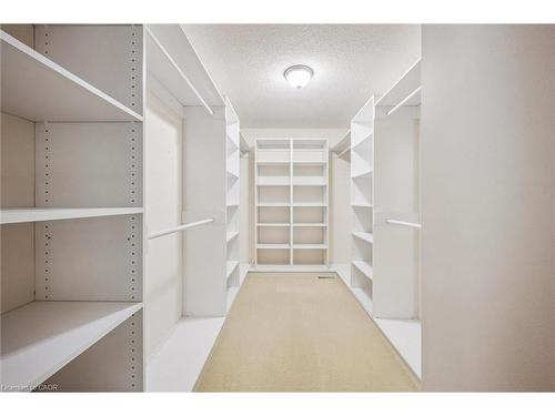 5-405 Glasgow Street, Kitchener, ON - Indoor With Storage