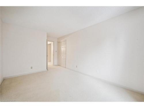 5-405 Glasgow Street, Kitchener, ON - Indoor Photo Showing Other Room