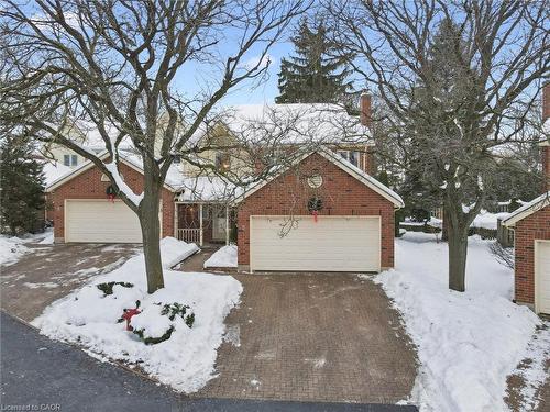 5-405 Glasgow Street, Kitchener, ON - Outdoor