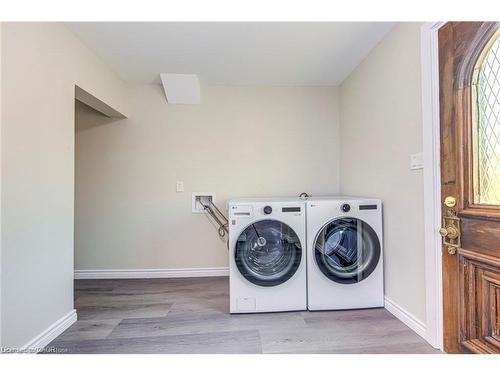 3590 Lakeshore Road, Lincoln, ON - Indoor Photo Showing Laundry Room