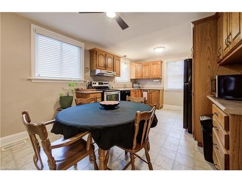 143 Rosedale Avenue, Hamilton, ON - Indoor Photo Showing Other Room