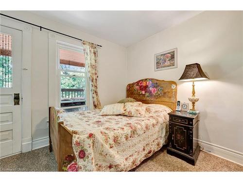 42 Shanley Street, Kitchener, ON - Indoor Photo Showing Bedroom