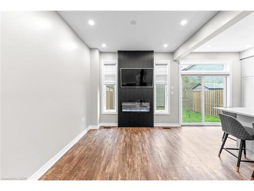 12 Lindsay Way, Grimsby, ON - Indoor