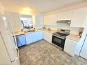 5-26 Poplar Drive, Cambridge, ON  - Indoor Photo Showing Kitchen With Double Sink 