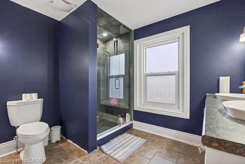 149 Leinster Avenue N, Hamilton, ON - Indoor Photo Showing Bathroom