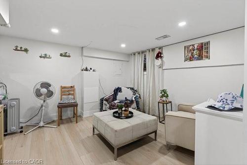 149 Leinster Avenue N, Hamilton, ON - Indoor