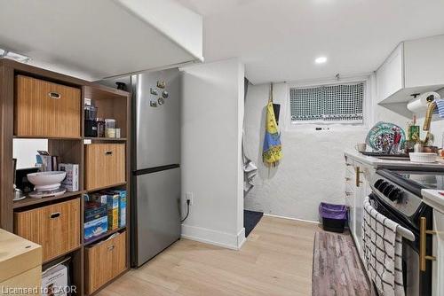 149 Leinster Avenue N, Hamilton, ON - Indoor Photo Showing Kitchen