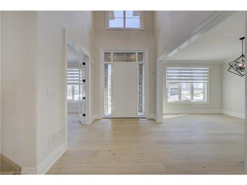 47 Pioneer Ridge Drive, Kitchener, ON - Indoor Photo Showing Other Room