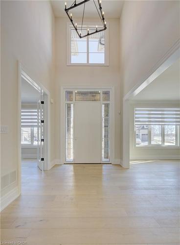 47 Pioneer Ridge Drive, Kitchener, ON - Indoor Photo Showing Other Room