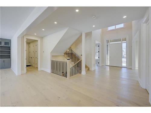 47 Pioneer Ridge Drive, Kitchener, ON - Indoor Photo Showing Other Room