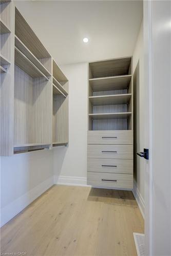 47 Pioneer Ridge Drive, Kitchener, ON - Indoor With Storage