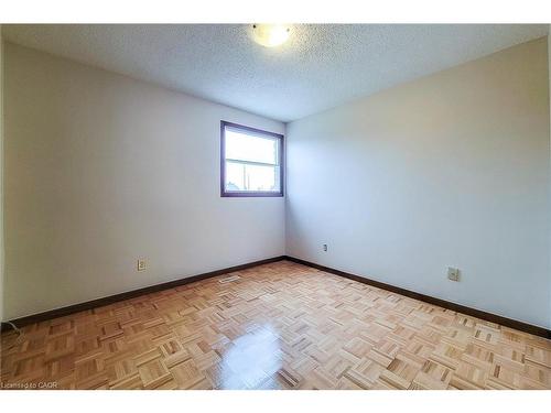 801 Syer Drive, Milton, ON - Indoor Photo Showing Other Room