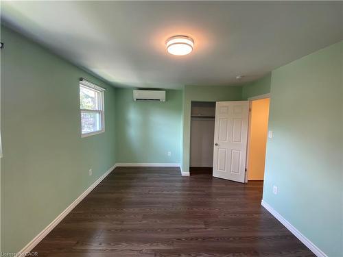 160 Westcourt Place, Waterloo, ON - Indoor Photo Showing Other Room