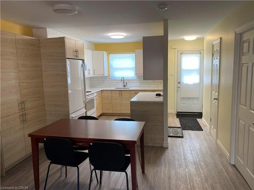 160 Westcourt Place, Waterloo, ON - Indoor