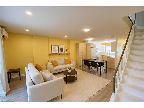 160 Westcourt Place, Waterloo, ON - Indoor