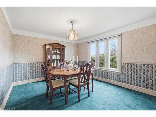 685 Dunn Avenue, Hamilton, ON - Indoor Photo Showing Dining Room