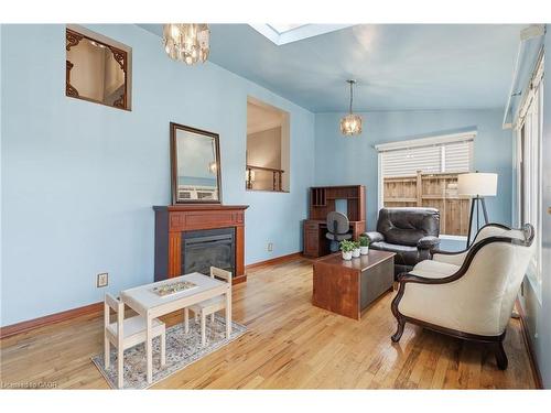 685 Dunn Avenue, Hamilton, ON - Indoor Photo Showing Living Room With Fireplace