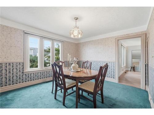 685 Dunn Avenue, Hamilton, ON - Indoor Photo Showing Dining Room