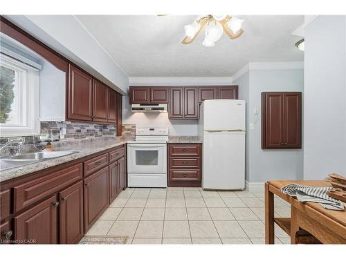 685 Dunn Avenue, Hamilton, ON - Indoor Photo Showing Kitchen With Double Sink