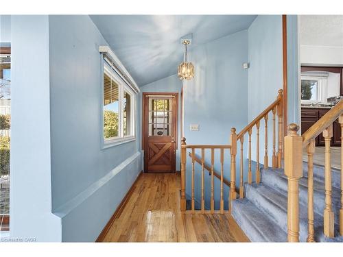 685 Dunn Avenue, Hamilton, ON - Indoor Photo Showing Other Room