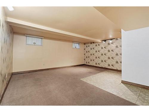 685 Dunn Avenue, Hamilton, ON - Indoor Photo Showing Other Room