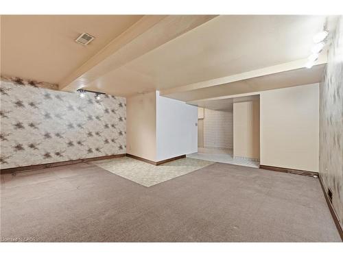 685 Dunn Avenue, Hamilton, ON - Indoor Photo Showing Other Room