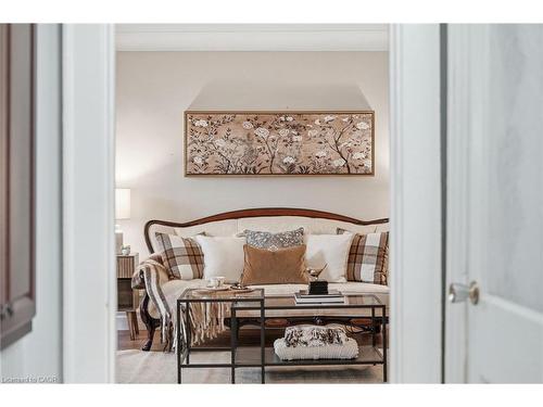 685 Dunn Avenue, Hamilton, ON - Indoor Photo Showing Other Room