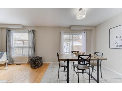 141 Mountain Laurel Crescent, Kitchener, ON - Indoor Photo Showing Dining Room