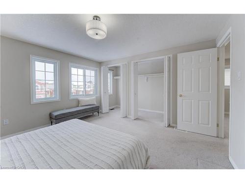 141 Mountain Laurel Crescent, Kitchener, ON - Indoor Photo Showing Bedroom