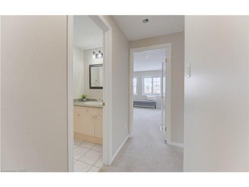 141 Mountain Laurel Crescent, Kitchener, ON - Indoor Photo Showing Other Room