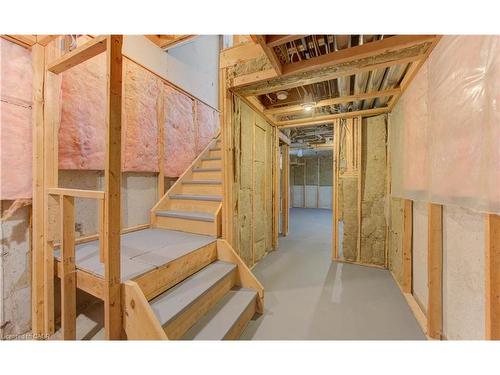 141 Mountain Laurel Crescent, Kitchener, ON - Indoor Photo Showing Other Room